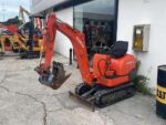Kubota KX08 (1994) – 8-Tonnen-Minibagger – 2.700 Stunden – mit 3 Löffeln (gewartet)
