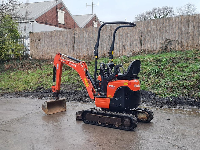 KUBOTA U10-3 1 Tonne Minibagger - gebraucht